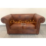 Chesterfield London 2-es kanapé Whisky C12