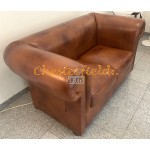 Chesterfield London 2-es kanapé Whisky C12