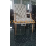 Chesterfield King karfásszék Törtfehér K2