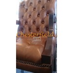 Chesterfield King karfásszék Antik óarany S12