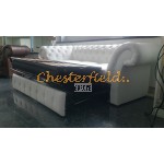 Chesterfield Windchester3-as ágyazható kanapé Fehér K1