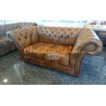 Chesterfield XL Windchester 2-es kanapé Antik óarany